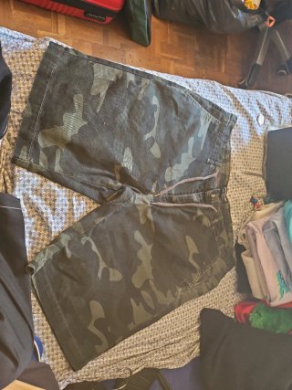 Pantalones cortos camuflaje eur 46