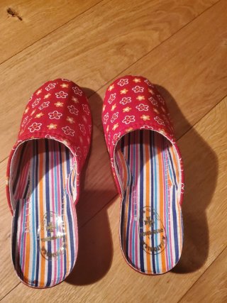 Zapatillas de casa mujer flores