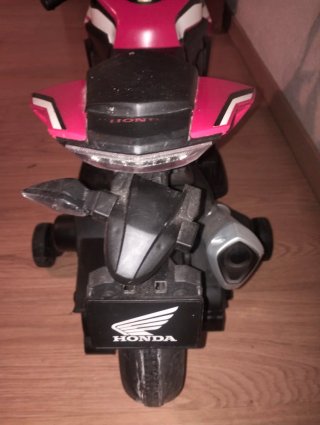 Moto Honda CBR para niño/a(leer anuncio por favor)