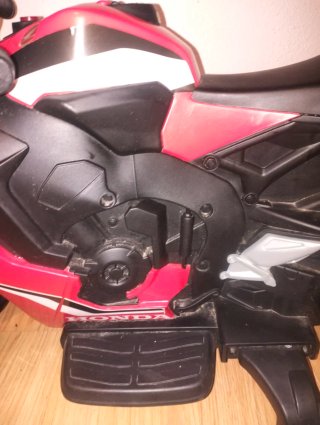 Moto Honda CBR para niño/a(leer anuncio por favor)