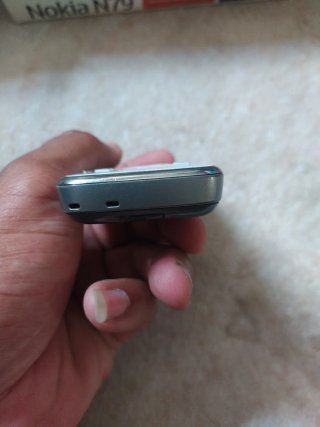 Nokia N79 4GB Plata/Blanco