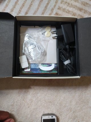 Nokia N79 4GB Plata/Blanco