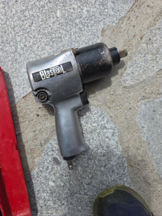 Pistola Neumática y Vasos