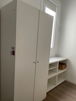 Se alquila habitación