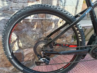 Bicicleta de Montaña BH ATOM