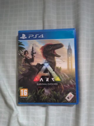 Pack 4 Juegos PS4: FIFA 19, ARK, Resident Evil, Fr