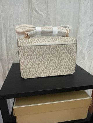 Bolso Michael Kors Beige y Marrón Nuevo