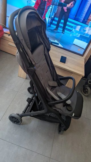 Silla de paseo Kinderkraft gris