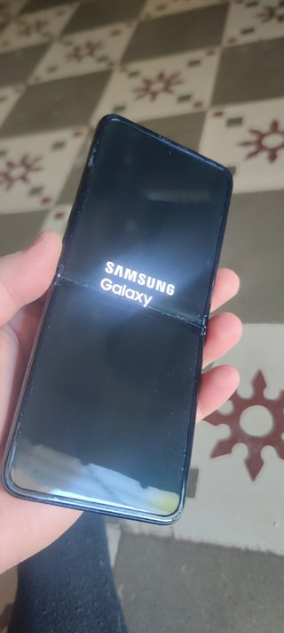 Vendo samsung z fold2 12gb /256gb pantalla interna