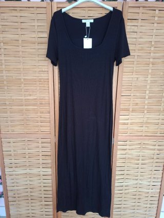 Vestido largo canalé negro mujer