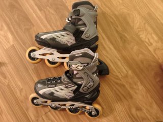 Patines en línea con mochila y protecciones