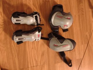 Patines en línea con mochila y protecciones