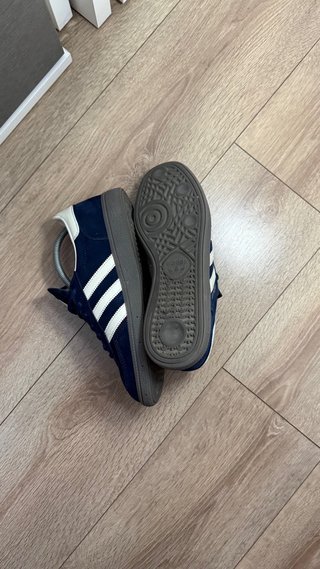 Adidas Spezial Azul Marino y Blanco