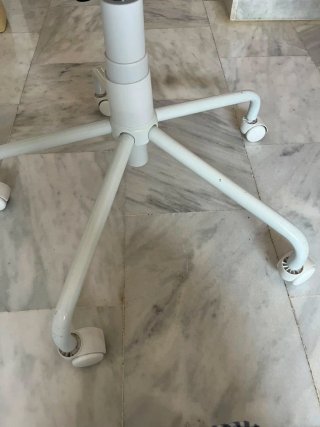 Silla de escritorio con ruedas