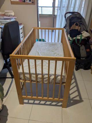 Cuna de madera IKEA