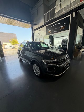 Volkswagen T-Roc 2019