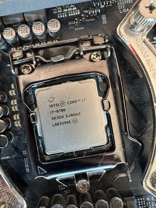 ASUS ROG Maximus X Hero WiFi + RAM + i7-8700