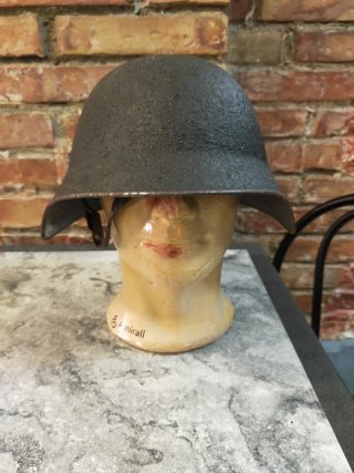 Casco suizo militar