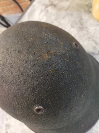 Casco suizo militar