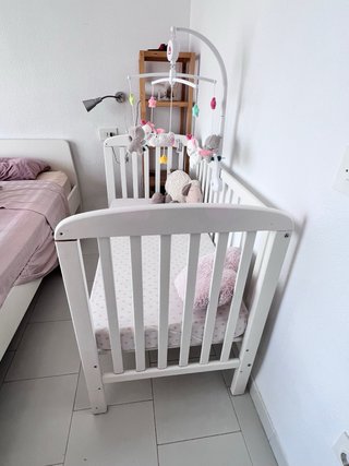 Cuna infantil con colchón 60x120