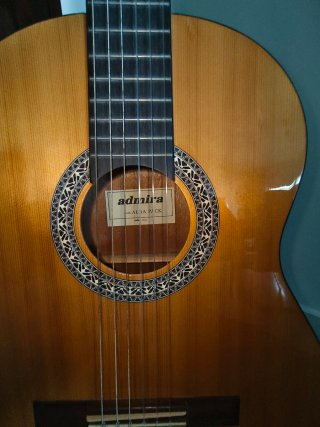 Guitarra española Admira Alba + Funda + Soporte