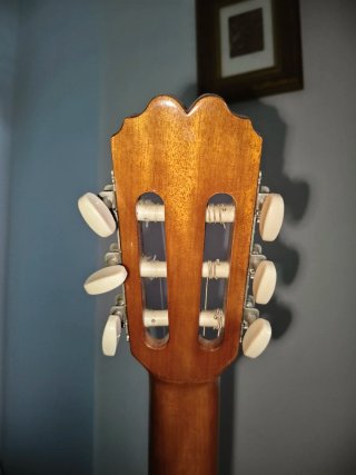 Guitarra española Admira Alba + Funda + Soporte