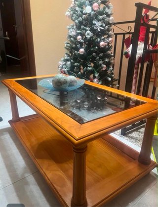 Composición de comedor de madera