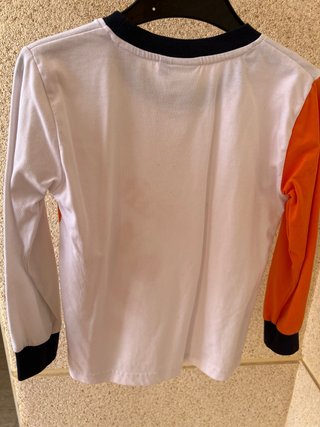 Camiseta Jesuitinas manga larga naranja y blanca