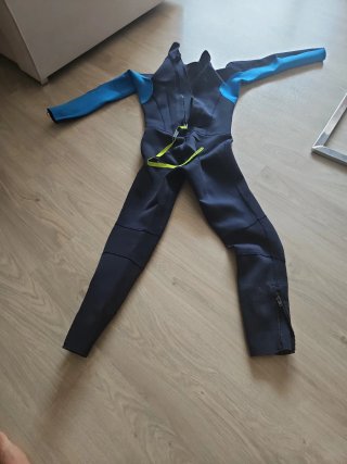 Neopreno OLAIAN azul y negro 14 anos, 152-162cm