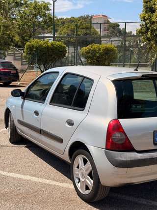 Renault Clio 2004