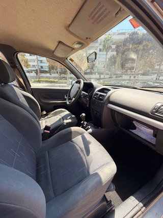 Renault Clio 2004