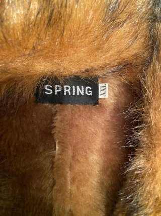 Chaqueta SPRING con cuello de pelo