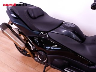 YAMAHA T-MAX 560 TECH MAX