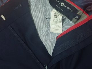 Traje azul Álvaro Moreno