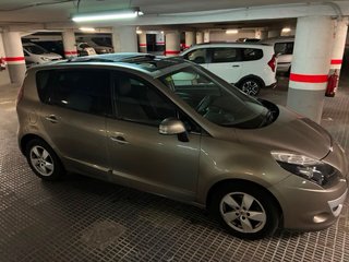 Renault Scenic 2010 1 ańo garantia 1 propietario