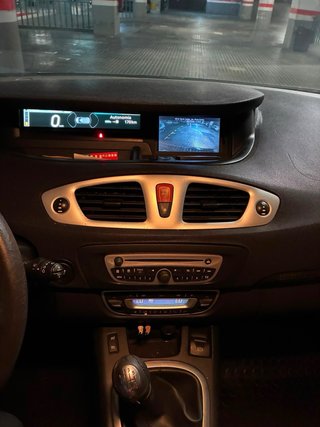 Renault Scenic 2010 1 ańo garantia 1 propietario