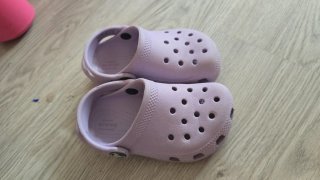 Crocs Lila Niña Talla 24/25