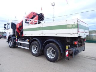 Volvo FM 360-CAMIONES CON GRUA