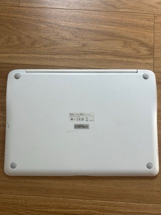Portátil LG 13 Intel Core i5 4GB RAM Blanco