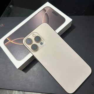 iPhone 16 Pro Max Dorado
