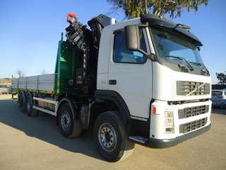 Volvo FM 440--CAMIONES CON GRUA