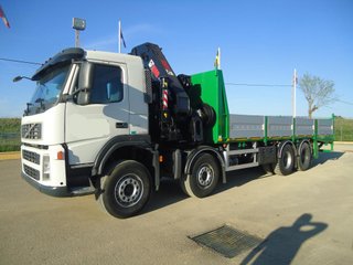 Volvo FM 440--CAMIONES CON GRUA