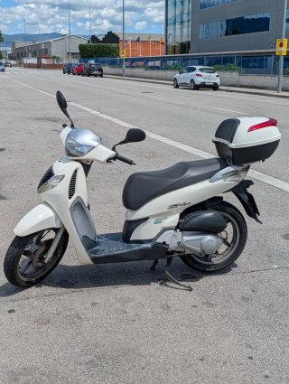 Honda SH 125 Scooter Blanca 2007