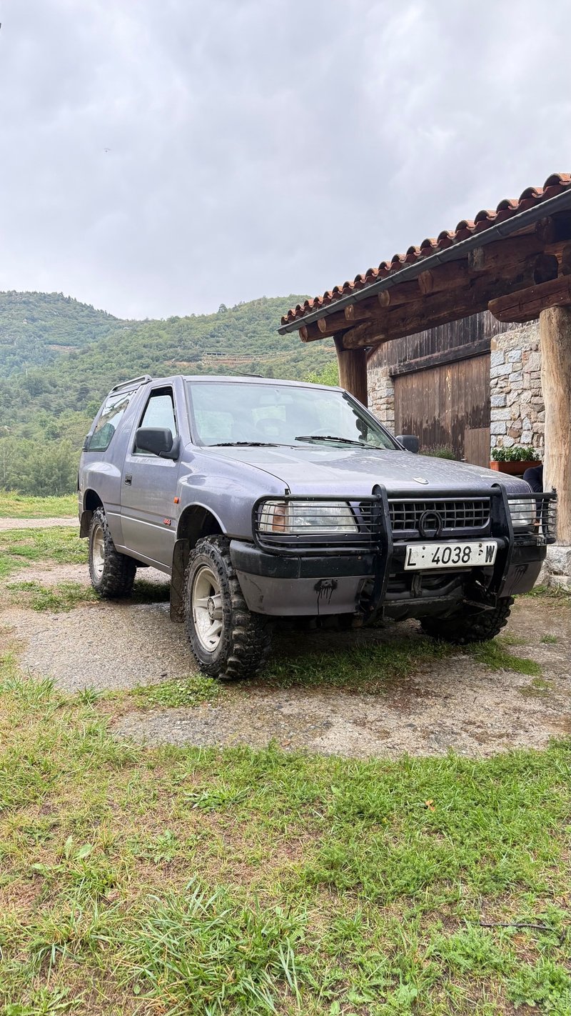 Opel Frontera Sport 2.0i 115 CV 4x4 + reductora - foto 1