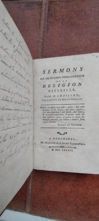 Libros antiguos. Tres libros del siglo XVIII.