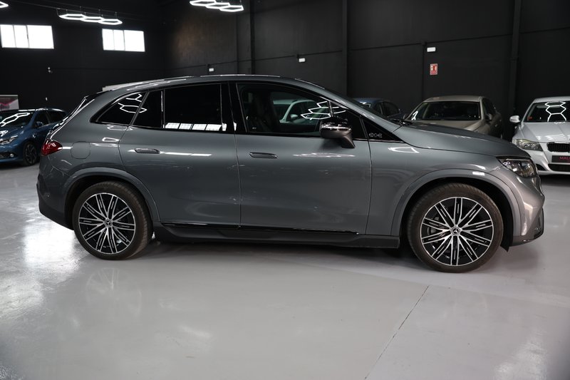 Mercedes-Benz EQE 2025, foto 8