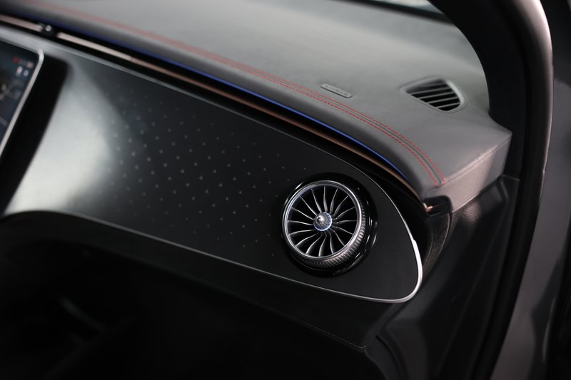 Mercedes-Benz EQE 2025, foto 20