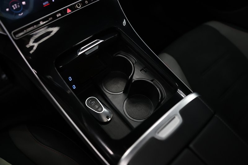 Mercedes-Benz EQE 2025, foto 26
