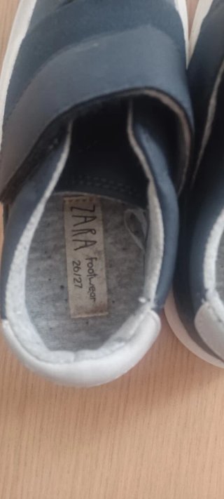 Zapatillas niño Zara Talla 26/27