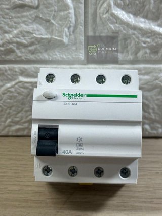Schneider Electric A9Z01440 Disyuntor de Corriente